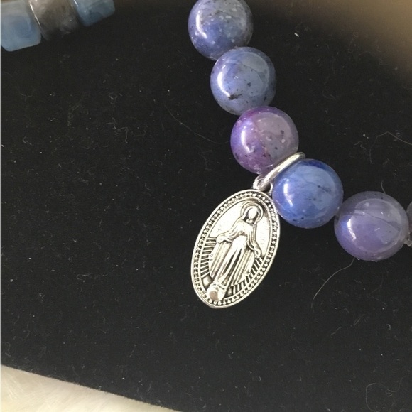 Avon religious 3 piece stretch bracelet set - Picture 10 of 15